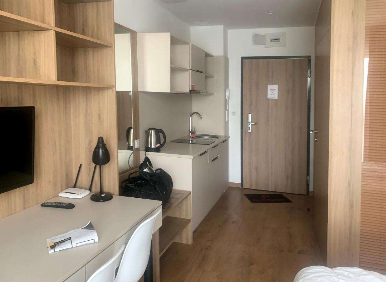 404 Rooms Wolska Apartament Warszawa Zewnętrze zdjęcie